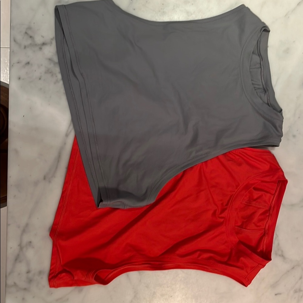 Lululemon tops